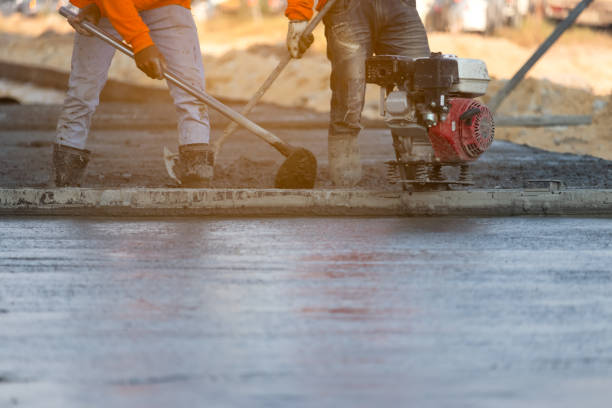 Best Affordable Concrete Contractor  in Knob Noster, MO